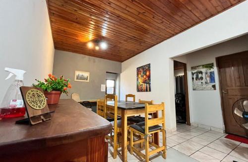 Jardim Agua Boa House | Casa para Família próximo do centro com Garagem