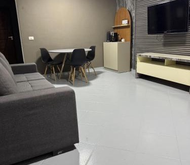 Boqueirao House | Espaço Privativo com Piscina Aquecida e Ambiente Exclusivo
