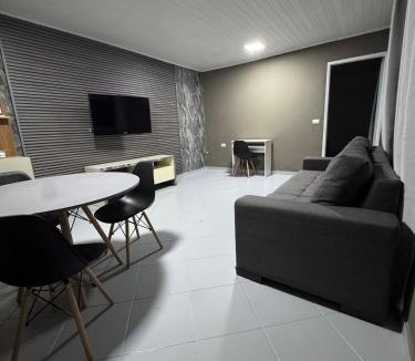 Boqueirao House | Espaço Privativo com Piscina Aquecida e Ambiente Exclusivo