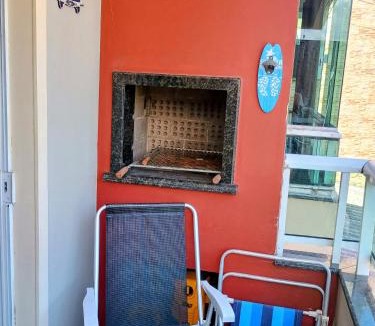 Meia Praia Other | Quarto em residência familiar