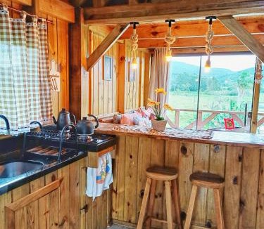 Imarui Ski Chalet | Chalé Suíte, Banheira e Piscina, Chácara das Estrelas