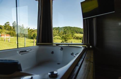 Imarui Ski Chalet | Chalé Suíte, Banheira e Piscina, Chácara das Estrelas