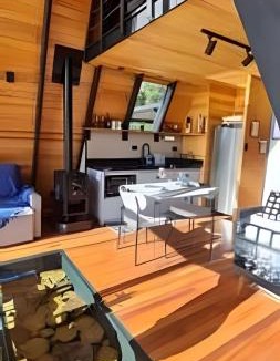 Paraisopolis House | Triangle of the Sun Cabin | Mountain view | Hot tub | Air conditioning
