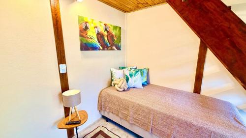 Bairro Canedos Ski Chalet | Haras Nashville - Chalé 16 - Espaço Aves