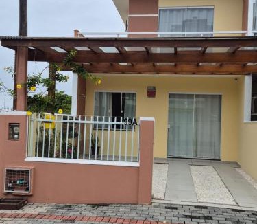 Itacolomi House | Sobrado Pé na Areia e perto do Beto Carreiro
