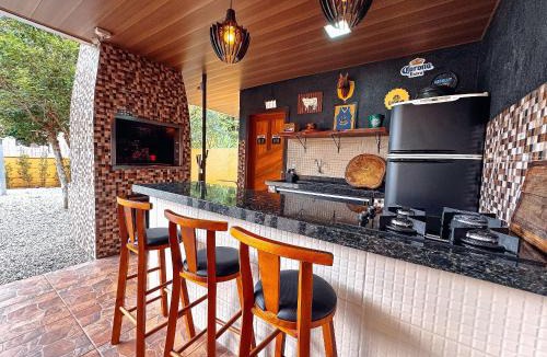 Limeira Baixa House | Casa espaçosa com churrasqueira