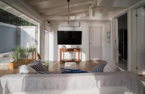 Santo Antonio de Lisboa Villa | Utupia by the sea