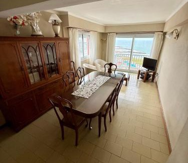 La Perla Apartment | 4 ambientes vista al mar cochera seguridad 24hs