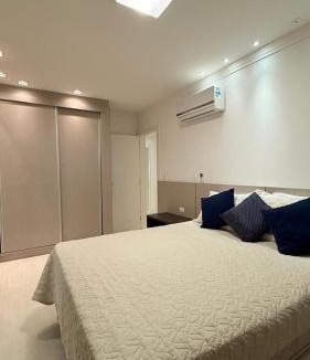 Castelo Branco Apartment | Apartamento luxo Praia Meia Praia