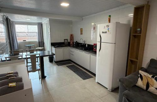 Carianos Apartment | Moradas Desterro, próximo ao aeroporto 01