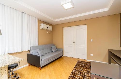 Batel Apartment | Apartamento 1 Quarto com Vaga no Batel - LUC0108