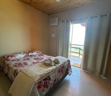Praia de Aracatiba Apartment | Araçatiba Praia Flats