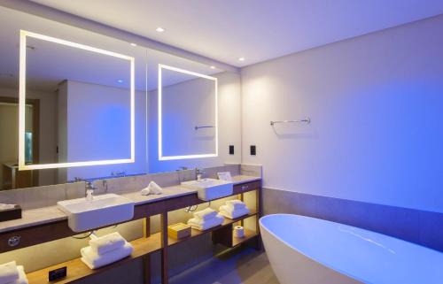 Vila Suzana Hotel | DoubleTree by Hilton Caracol Canela