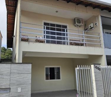 Nacoes House | Casa ampla e confortável em Balneário Camboriú
