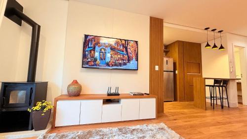 Gramado Apartment | Natureza, Lareira e Piscina | Club Vêneto
