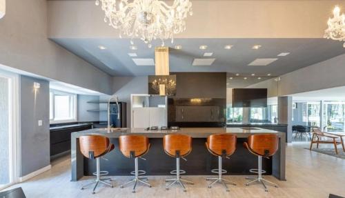 Xangri-La House | Ilhas Park Condominium – Xangri-lá