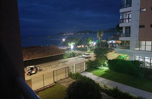 Canasvieiras Apartment | Primera línea de mar, vista al mar, terraza con barbacoa - parking