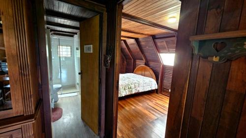 Recanto Araucaria House | Chalé Aconchego na Natureza- rústico, confortável e bem localizado