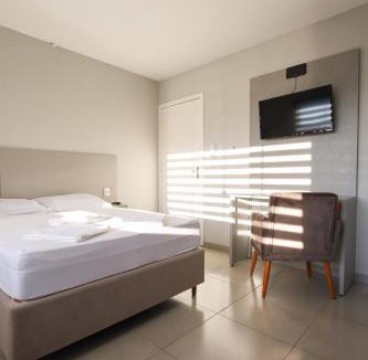 Guarapuava Apartment | Lou Suítes 11 - City Mood, estadia leve