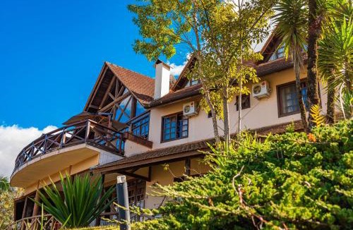 Doutor Pedrinho House | Bella Pousada