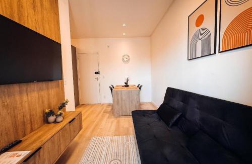 Santa Terezinha Apartment | Apto com 1 quarto e sacada com churrasqueira