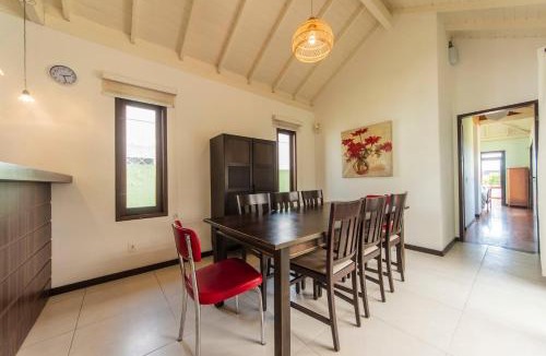 Campeche Central House | Casa ampla c/jardim e churrasqueira BK3156