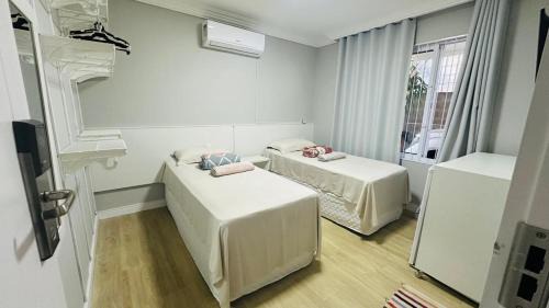 Centro Hotel | Bouganville Guest House BC