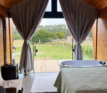 Osorio House | Chalé Tiny house com banheira e lareira
