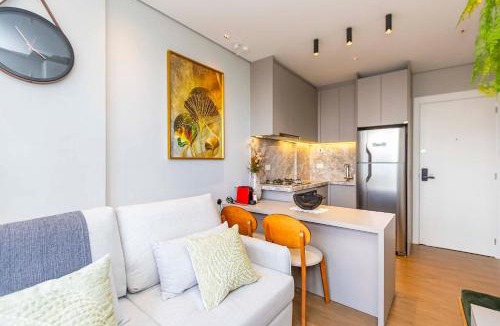 Bigorrilho Apartment | Apartamento Premium c/vaga em Região Nobre-TEM0808