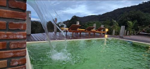 Caruru Cabin | Chalé Familiar com Jacuzzi e Piscina