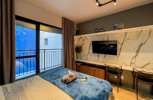 Vila Buarque House | Condominium with pool next to Buenos Aires Park