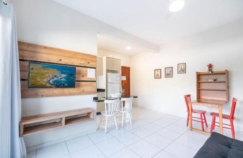 Santinho Apartment | Apto Gerânio 200m da praia by Achei Florianópolis