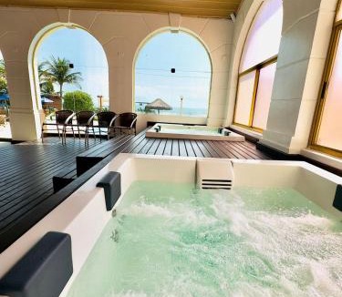 Ingleses do Rio Vermelho Hotel | Ingleses Palace Hotel