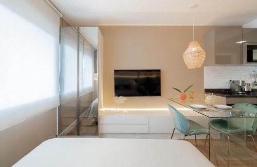 Mont'Serrat House | Lucas by Yoo por LikeHome