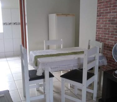 Pinhais Apartment | apartamento 6p DivinoSala1