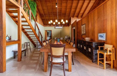Carniel House | Rosa Casa Sereno 5 suítes