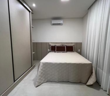 Castelo Branco Apartment | Apartamento de luxo novíssimo em meia praia itapema