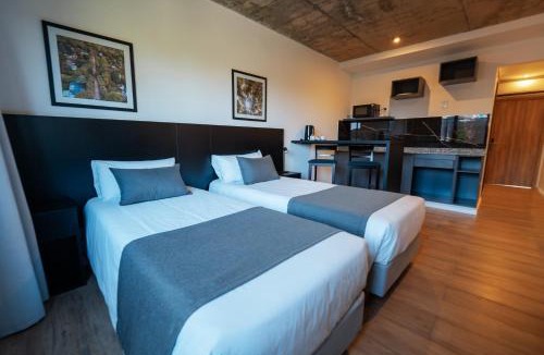 Villa Udaondo Hotel | Mérit Parque Leloir by Amérian