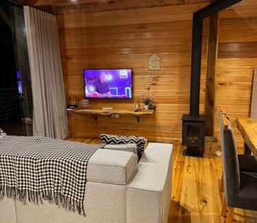 Nova Petropolis Apartment | Cabana Rústica com vista para as Montanhas