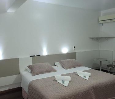 Velha Hotel | Espaço Herlang