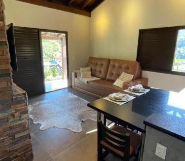 Arraial do Ouro Ski Chalet | Chalé rural- hospedagem e experiência!
