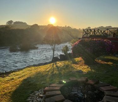 Sao Francisco de Paula Cabin | Casa no Campo, aconchego com lareira e banheira em quase todas Cabanas!