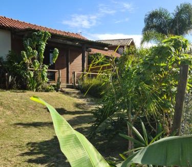Praia do Rosa Ski Chalet | Essência da Terra - Cabanas de Temporada