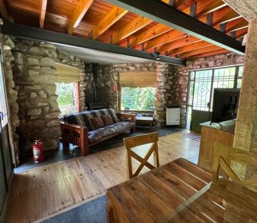 Bosque Peralta Ramos Cabin | Cabañas Arehue