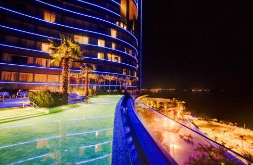 Cristal Hotel | DoubleTree by Hilton Porto Alegre