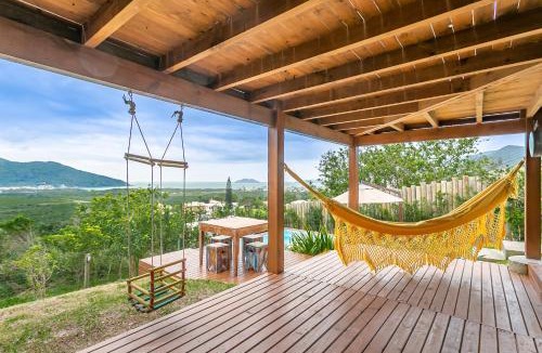 Pantano do Sul Villa | Praias, Piscina e Hidro muito conforto com vista
