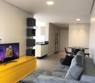 Sao Francisco Apartment | Dallas apartamentos na Via Gastronômica-Estacionamento-Amplos e equipados-Wifi