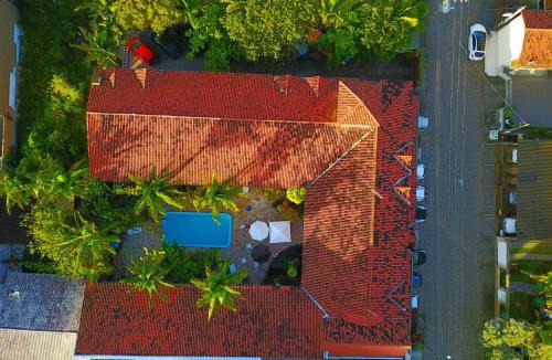 Barra de Ibiraquera Hotel | Pousada Chaday
