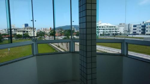 Ingleses Centro Apartment | Residencial Ilha Verde (201)