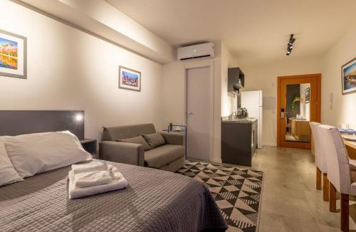 Petropolis Apartment | LIV - Apartment 811